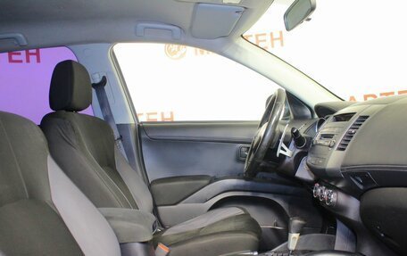 Mitsubishi Outlander III рестайлинг 3, 2010 год, 949 000 рублей, 10 фотография