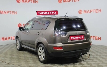 Mitsubishi Outlander III рестайлинг 3, 2010 год, 949 000 рублей, 7 фотография