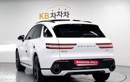 Genesis GV70, 2022 год, 3 185 000 рублей, 4 фотография
