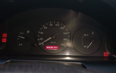 Mazda Familia, 1997 год, 243 000 рублей, 3 фотография