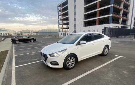 Hyundai Solaris II рестайлинг, 2019 год, 1 170 000 рублей, 3 фотография