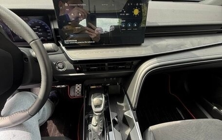 Toyota Camry, 2024 год, 3 690 000 рублей, 6 фотография