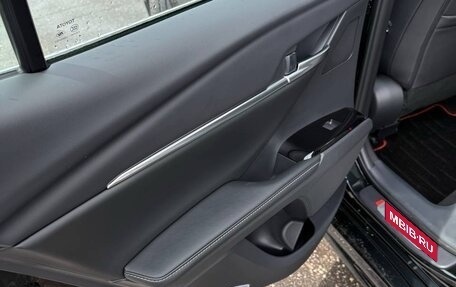 Toyota Camry, 2024 год, 3 690 000 рублей, 11 фотография