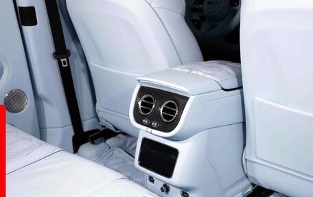 Bentley Bentayga I, 2024 год, 56 087 460 рублей, 16 фотография