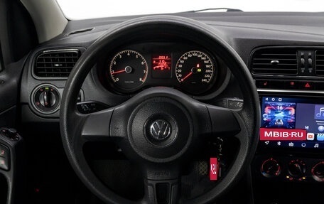 Volkswagen Polo VI (EU Market), 2013 год, 719 000 рублей, 19 фотография