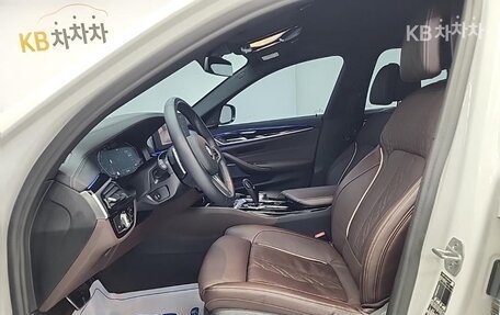 BMW 5 серия, 2022 год, 3 385 000 рублей, 11 фотография