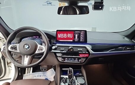 BMW 5 серия, 2022 год, 3 385 000 рублей, 7 фотография