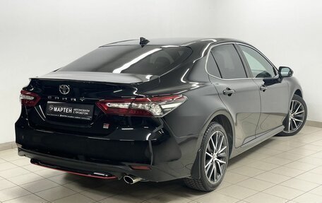 Toyota Camry, 2021 год, 3 250 000 рублей, 4 фотография