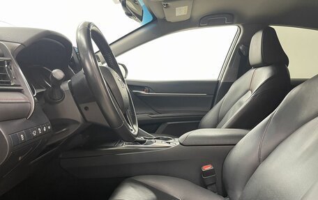 Toyota Camry, 2021 год, 3 250 000 рублей, 11 фотография