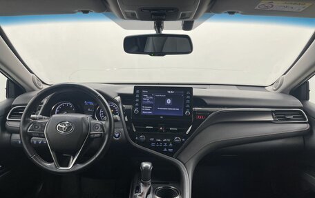 Toyota Camry, 2021 год, 3 250 000 рублей, 20 фотография