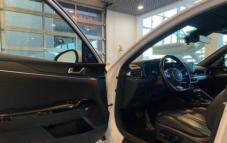 KIA K5, 2020 год, 2 900 000 рублей, 21 фотография
