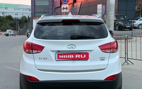 Hyundai ix35 I рестайлинг, 2013 год, 1 597 000 рублей, 29 фотография