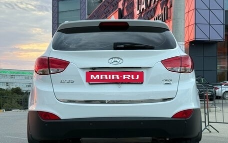 Hyundai ix35 I рестайлинг, 2013 год, 1 597 000 рублей, 28 фотография