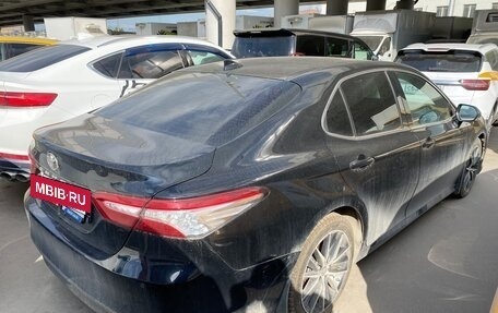 Toyota Camry, 2021 год, 2 950 000 рублей, 3 фотография