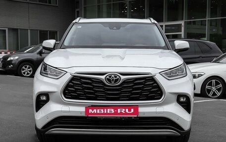 Toyota Highlander, 2024 год, 6 790 000 рублей, 5 фотография