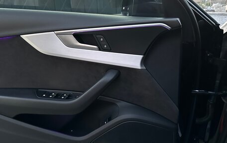 Audi A4, 2017 год, 2 700 000 рублей, 6 фотография