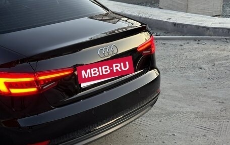 Audi A4, 2017 год, 2 700 000 рублей, 17 фотография