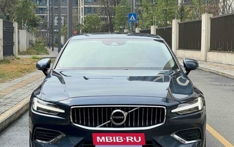 Volvo S60 III, 2021 год, 2 601 900 рублей, 2 фотография