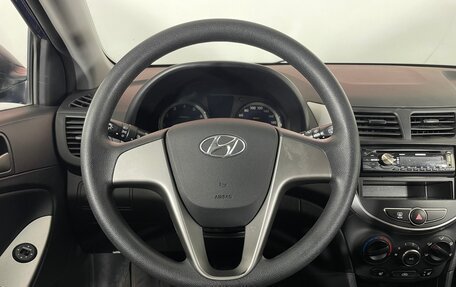 Hyundai Solaris II рестайлинг, 2015 год, 983 000 рублей, 14 фотография