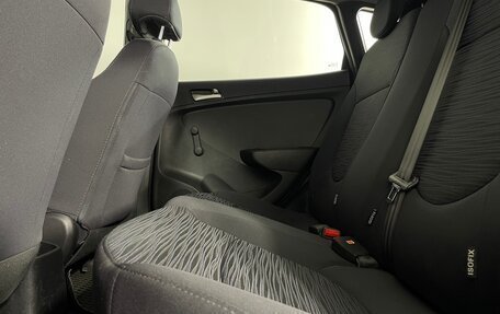 Hyundai Solaris II рестайлинг, 2015 год, 983 000 рублей, 21 фотография