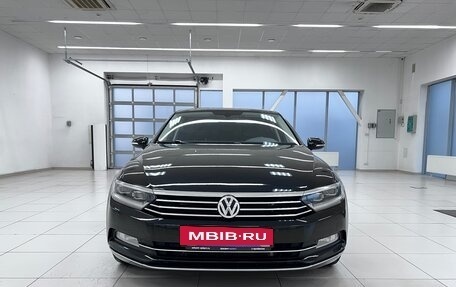 Volkswagen Passat B8 рестайлинг, 2018 год, 1 999 000 рублей, 2 фотография