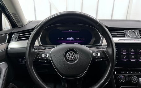 Volkswagen Passat B8 рестайлинг, 2018 год, 1 999 000 рублей, 14 фотография
