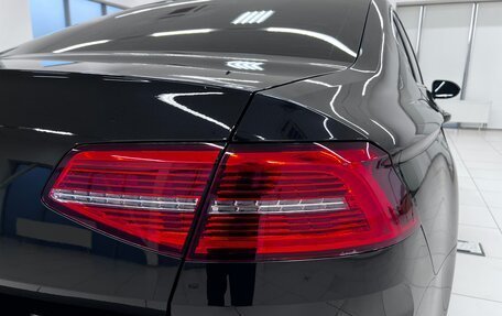 Volkswagen Passat B8 рестайлинг, 2018 год, 1 999 000 рублей, 19 фотография