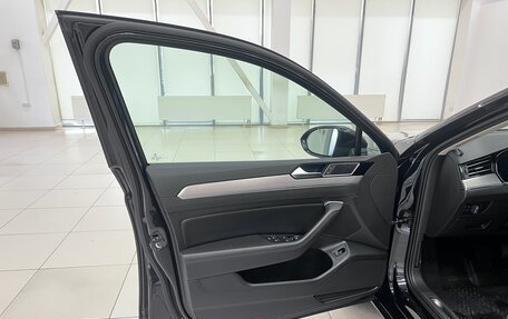 Volkswagen Passat B8 рестайлинг, 2018 год, 1 999 000 рублей, 23 фотография
