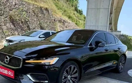 Volvo S60 III, 2021 год, 2 655 900 рублей, 3 фотография