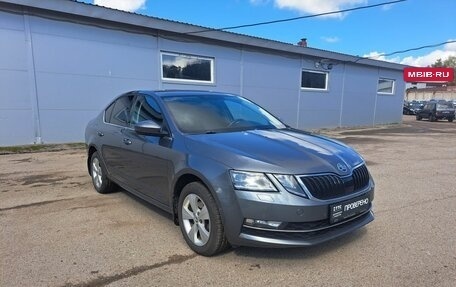 Skoda Octavia, 2017 год, 1 579 000 рублей, 3 фотография