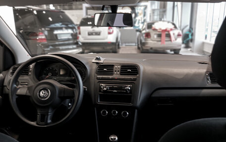 Volkswagen Polo VI (EU Market), 2012 год, 711 000 рублей, 11 фотография