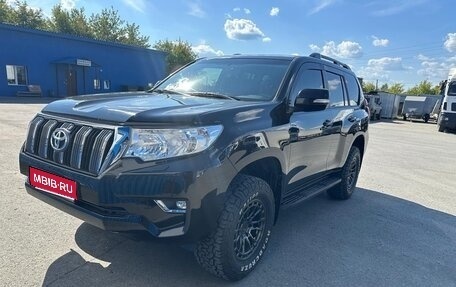 Toyota Land Cruiser Prado 150 рестайлинг 2, 2018 год, 4 700 000 рублей, 1 фотография