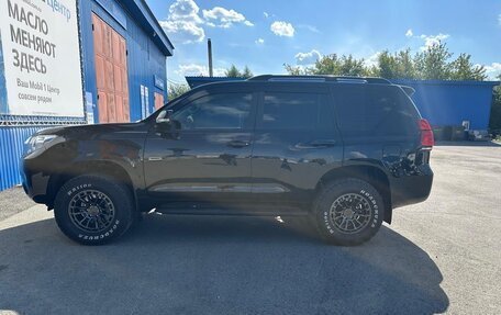 Toyota Land Cruiser Prado 150 рестайлинг 2, 2018 год, 4 700 000 рублей, 7 фотография