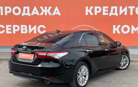 Toyota Camry, 2018 год, 2 820 000 рублей, 5 фотография