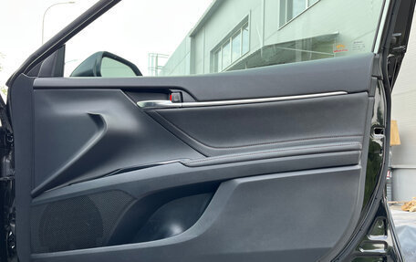 Toyota Camry, 2018 год, 2 820 000 рублей, 30 фотография