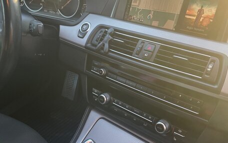 BMW 5 серия, 2016 год, 2 650 000 рублей, 29 фотография