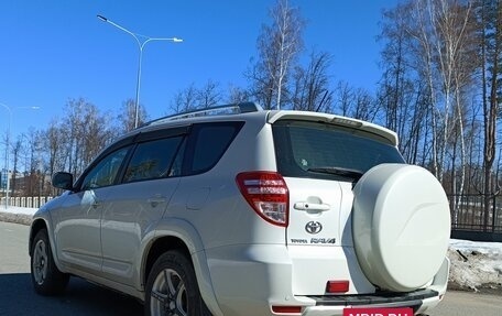 Toyota RAV4, 2011 год, 1 650 000 рублей, 4 фотография