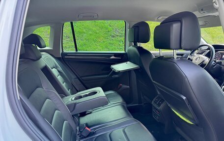 Volkswagen Tiguan II, 2018 год, 2 650 000 рублей, 10 фотография