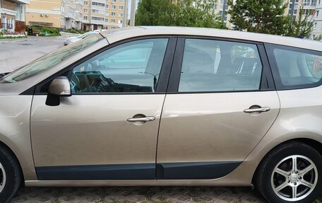 Renault Scenic III, 2010 год, 799 000 рублей, 2 фотография