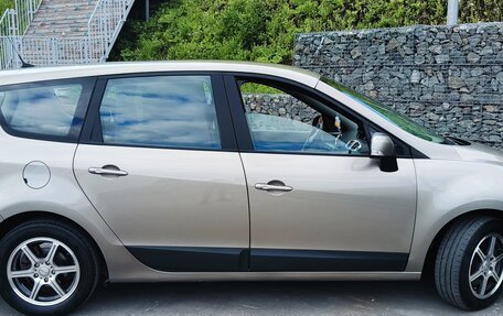 Renault Scenic III, 2010 год, 799 000 рублей, 5 фотография