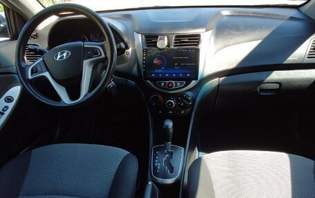 Hyundai Solaris II рестайлинг, 2011 год, 710 000 рублей, 7 фотография