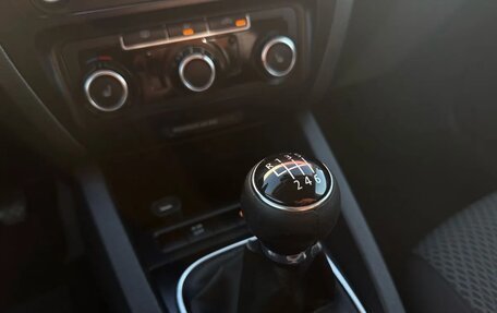Volkswagen Jetta VI, 2011 год, 830 000 рублей, 10 фотография