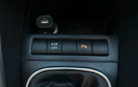 Volkswagen Jetta VI, 2011 год, 830 000 рублей, 12 фотография