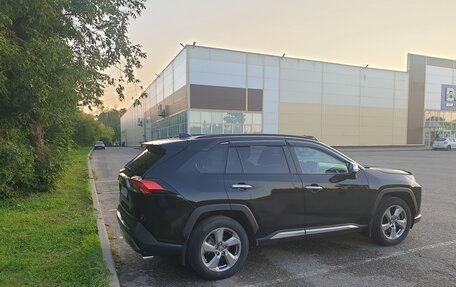 Toyota RAV4, 2020 год, 3 570 000 рублей, 4 фотография