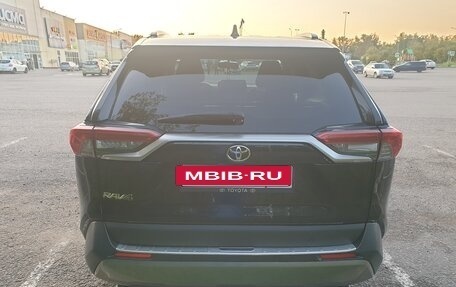 Toyota RAV4, 2020 год, 3 570 000 рублей, 10 фотография