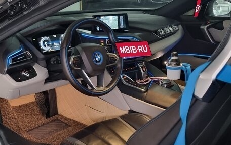 BMW i8 I рестайлинг, 2015 год, 5 750 000 рублей, 7 фотография