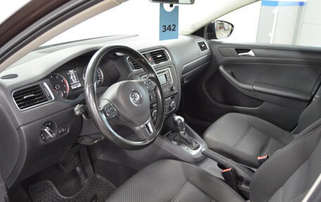 Volkswagen Jetta VI, 2014 год, 1 050 000 рублей, 12 фотография