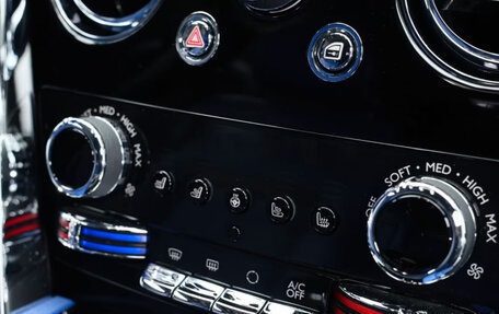 Rolls-Royce Cullinan, 2022 год, 27 700 000 рублей, 20 фотография