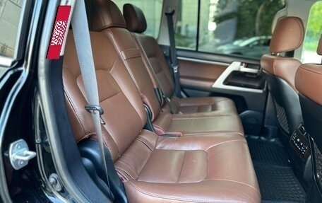 Toyota Land Cruiser 200, 2018 год, 6 190 000 рублей, 26 фотография