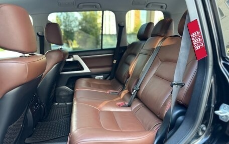 Toyota Land Cruiser 200, 2018 год, 6 190 000 рублей, 31 фотография